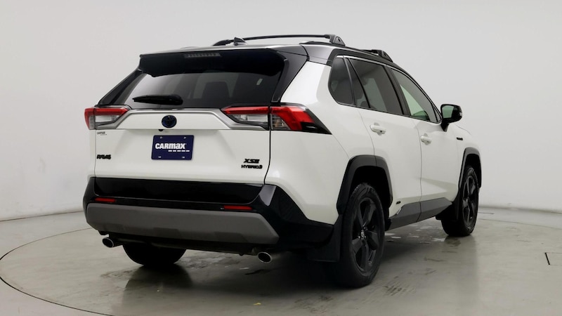 2020 Toyota RAV4 XSE 8