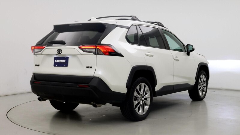 2022 Toyota RAV4 XLE Premium 8