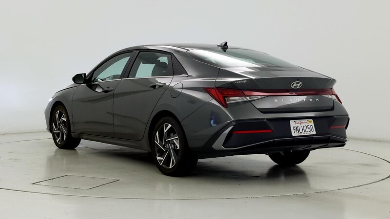 2024 Hyundai Elantra SEL 2