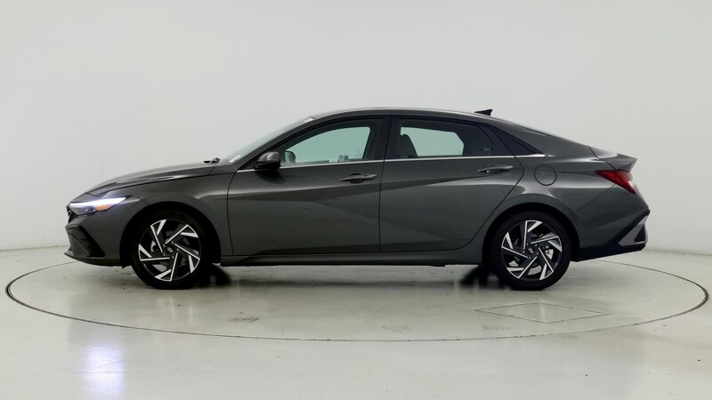 2024 Hyundai Elantra SEL 3