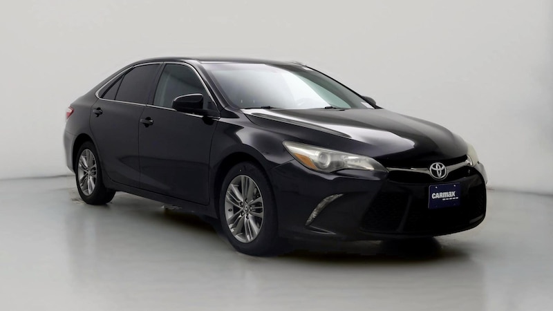 2016 Toyota Camry SE Hero Image