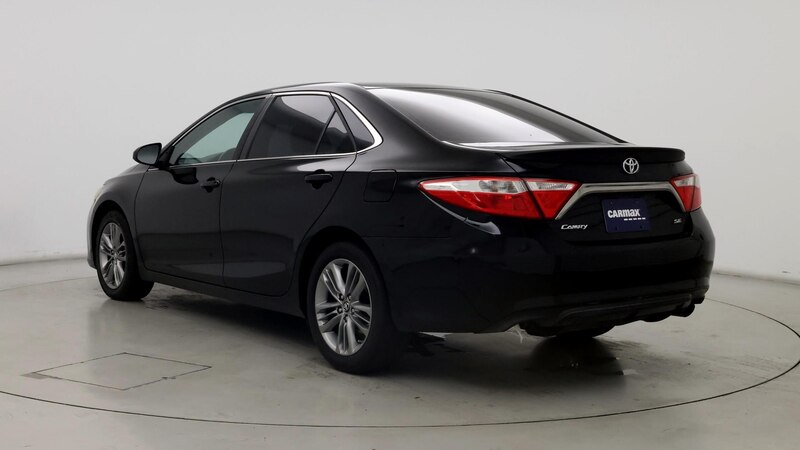 2016 Toyota Camry SE 2