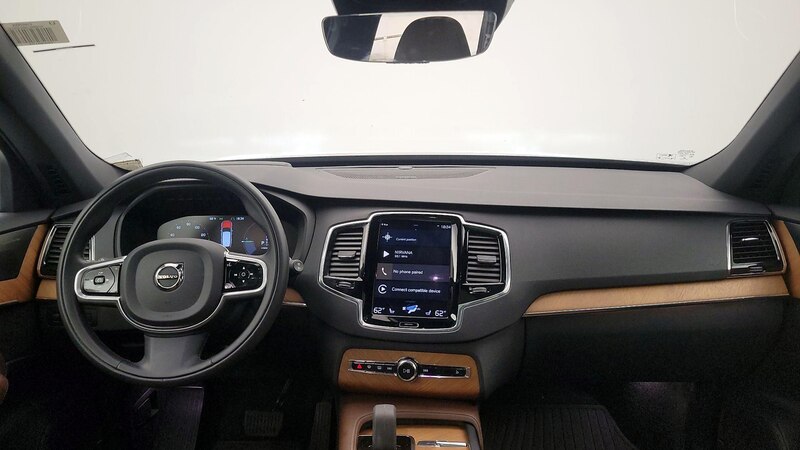 2022 Volvo XC90 T8 Inscription 9