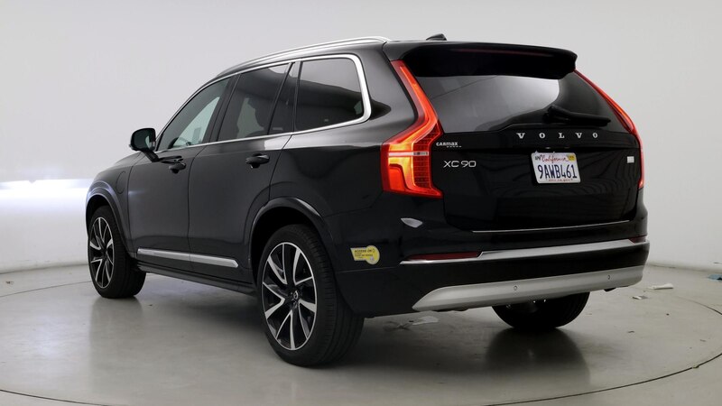 2022 Volvo XC90 T8 Inscription 2