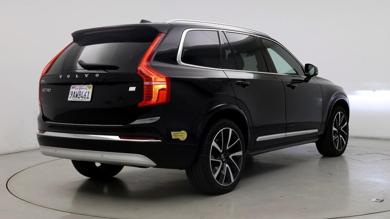 2022 Volvo XC90 T8 Inscription 8