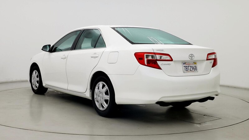 2013 Toyota Camry LE 2