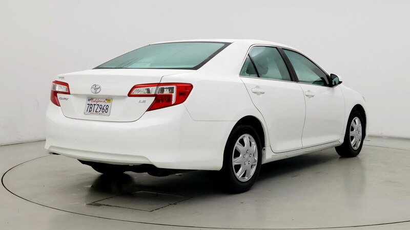 2013 Toyota Camry LE 8