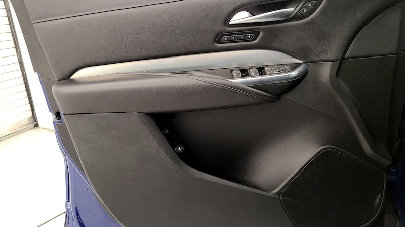 2022 Cadillac XT4 Premium Luxury 12