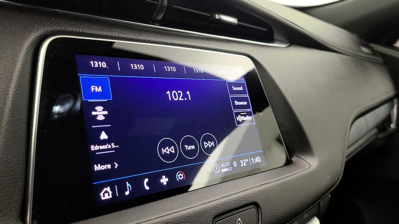 2022 Cadillac XT4 Premium Luxury 15