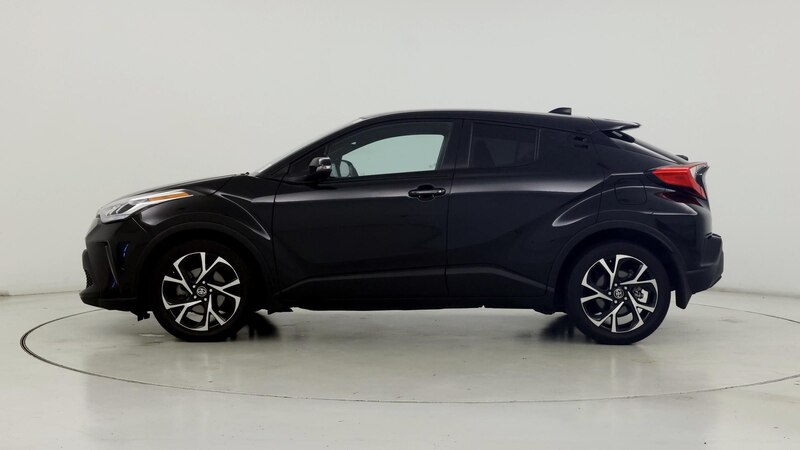 2022 Toyota C-HR XLE 3