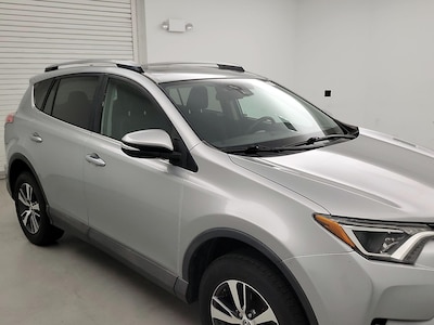 2018 Toyota RAV4 XLE -
                Los Angeles, CA