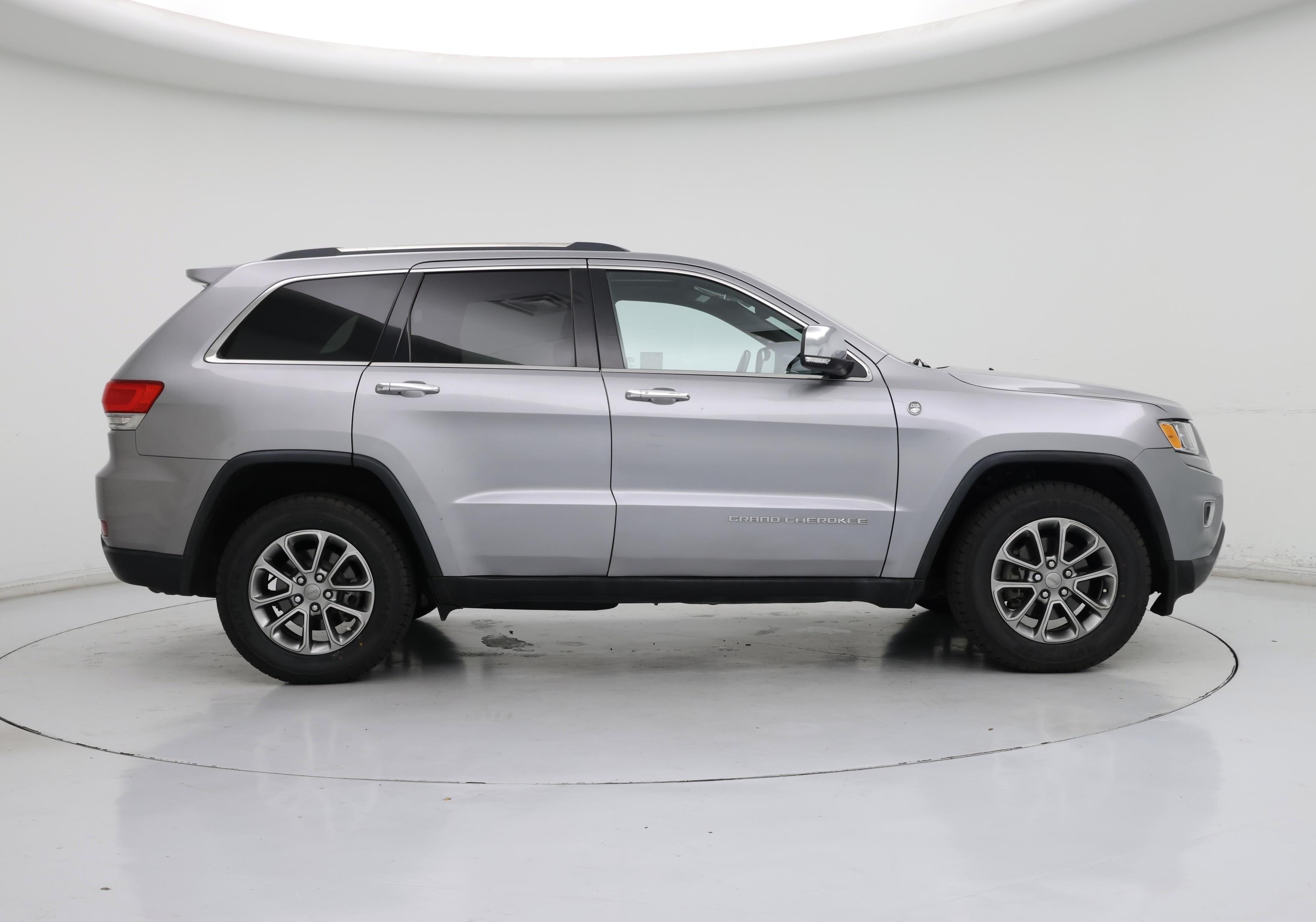 Thumbnail: 2015 Jeep Grand Cherokee - 7