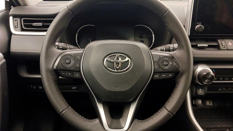 2024 Toyota RAV4 XLE Premium 10