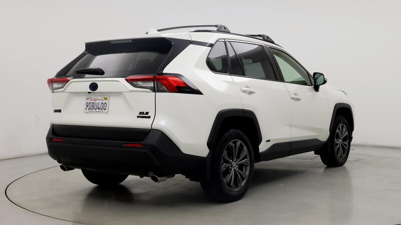 2022 Toyota RAV4 XLE Premium 8