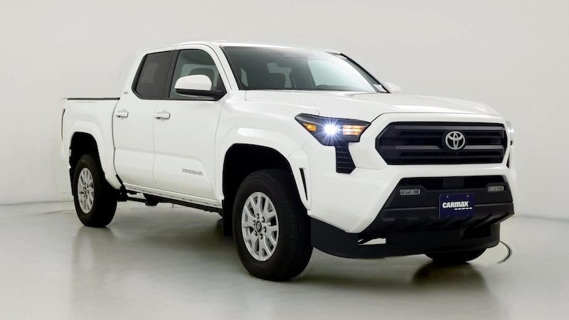 2024 Toyota Tacoma SR5 Hero Image