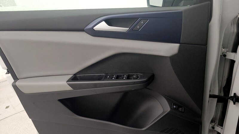 2022 Volkswagen Taos SE 12