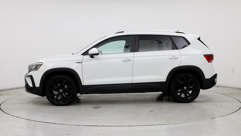 2022 Volkswagen Taos SE 3