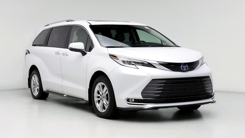 2024 Toyota Sienna Limited Hero Image