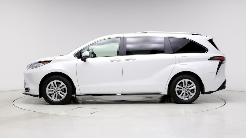 2024 Toyota Sienna Limited 3