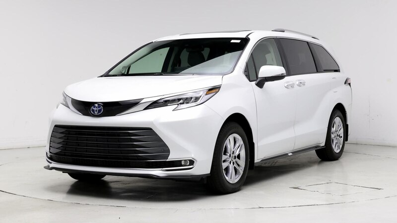 2024 Toyota Sienna Limited 4