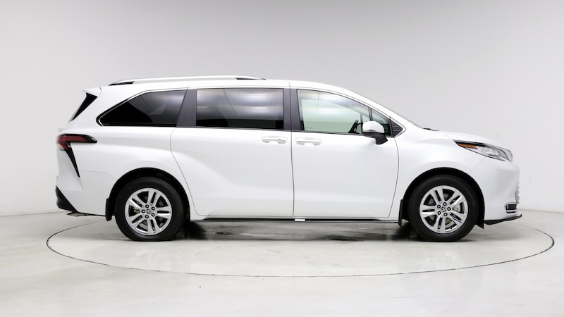 2024 Toyota Sienna Limited 7