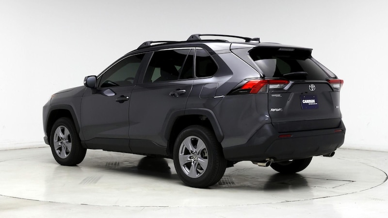 2022 Toyota RAV4 XLE 2