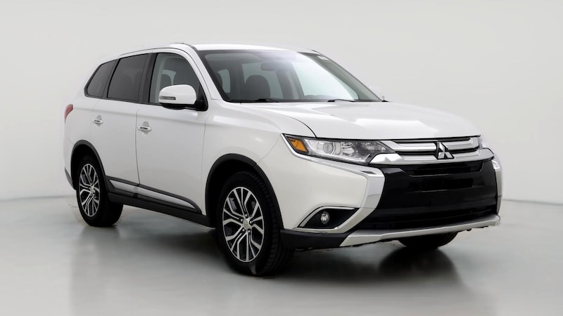 2018 Mitsubishi Outlander SE Hero Image