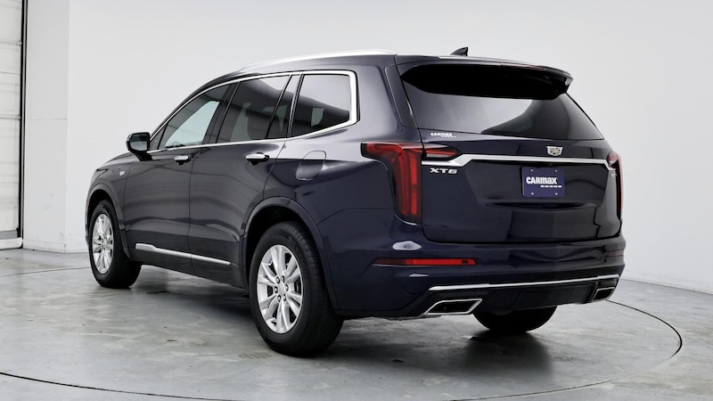 2022 Cadillac XT6 Luxury 2