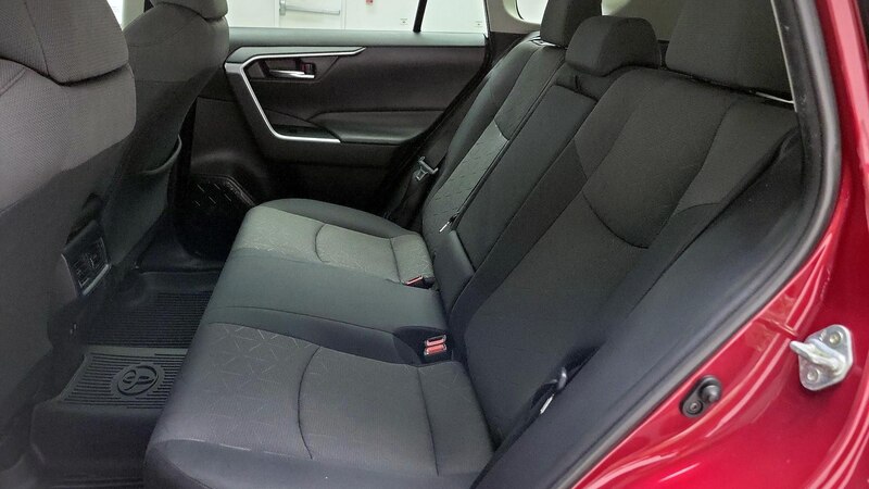 2019 Toyota RAV4 XLE 20