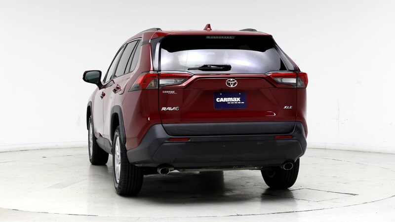 2019 Toyota RAV4 XLE 6