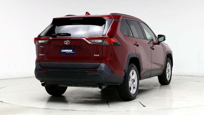 2019 Toyota RAV4 XLE 8
