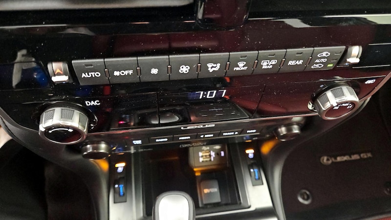 2022 Lexus GX 460 Premium 17
