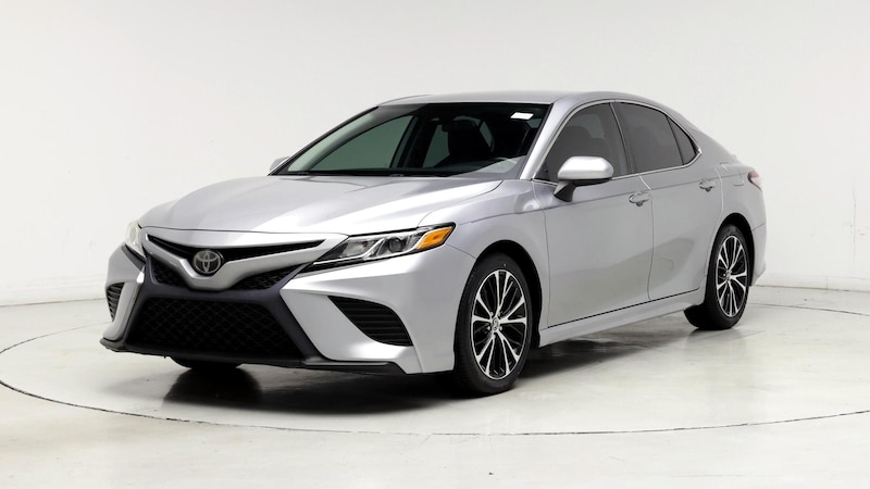 2019 Toyota Camry SE 4