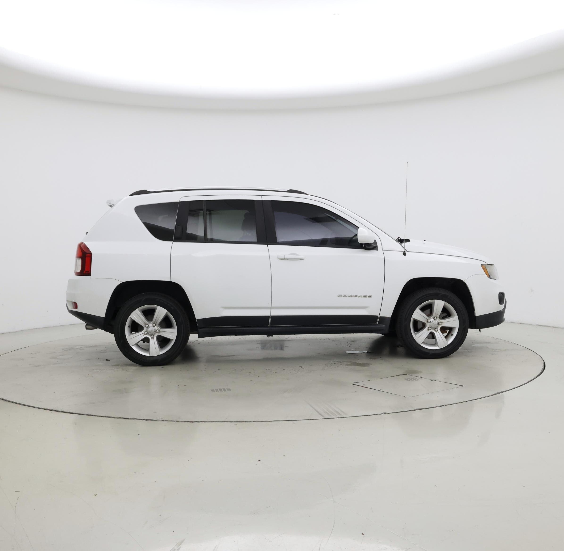 Thumbnail: 2016 Jeep Compass - 7