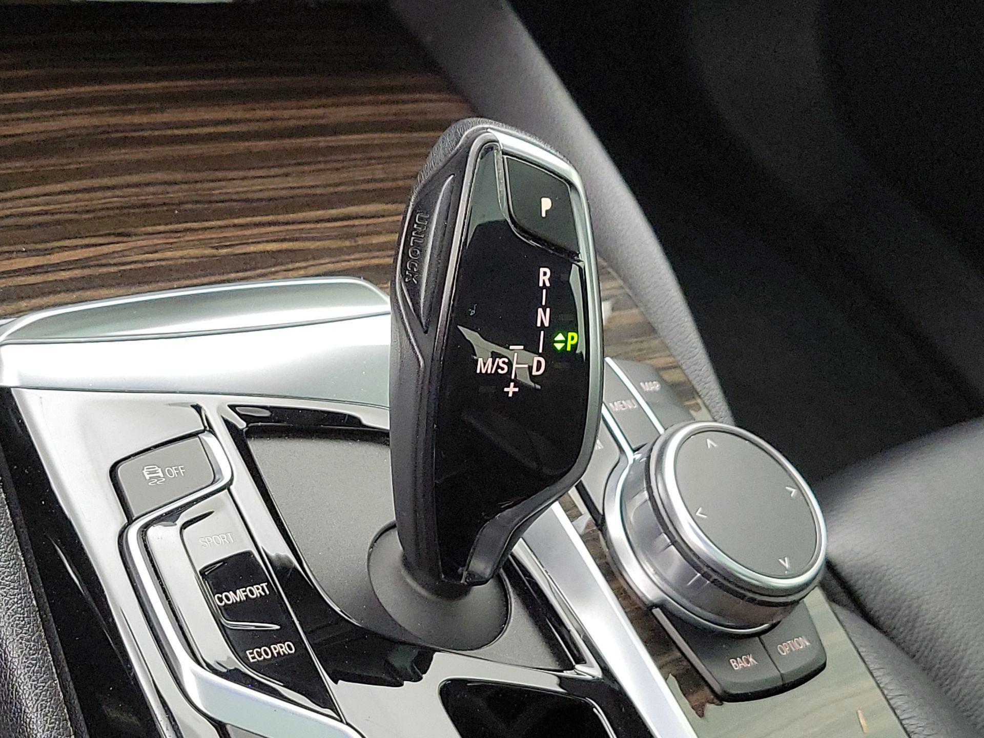 Thumbnail: 2019 BMW 5 Series - 18