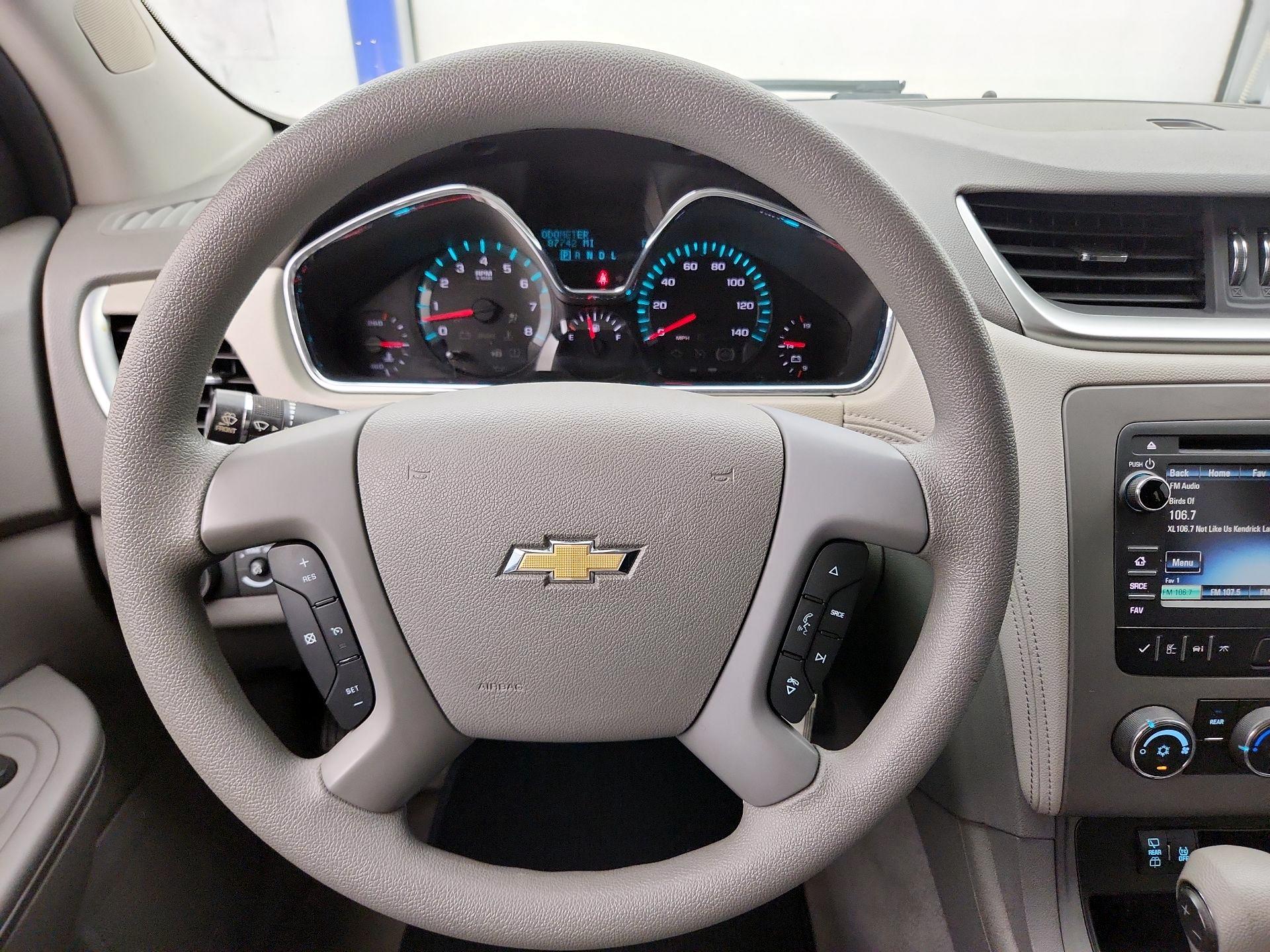 Thumbnail: 2017 Chevrolet Traverse - 10