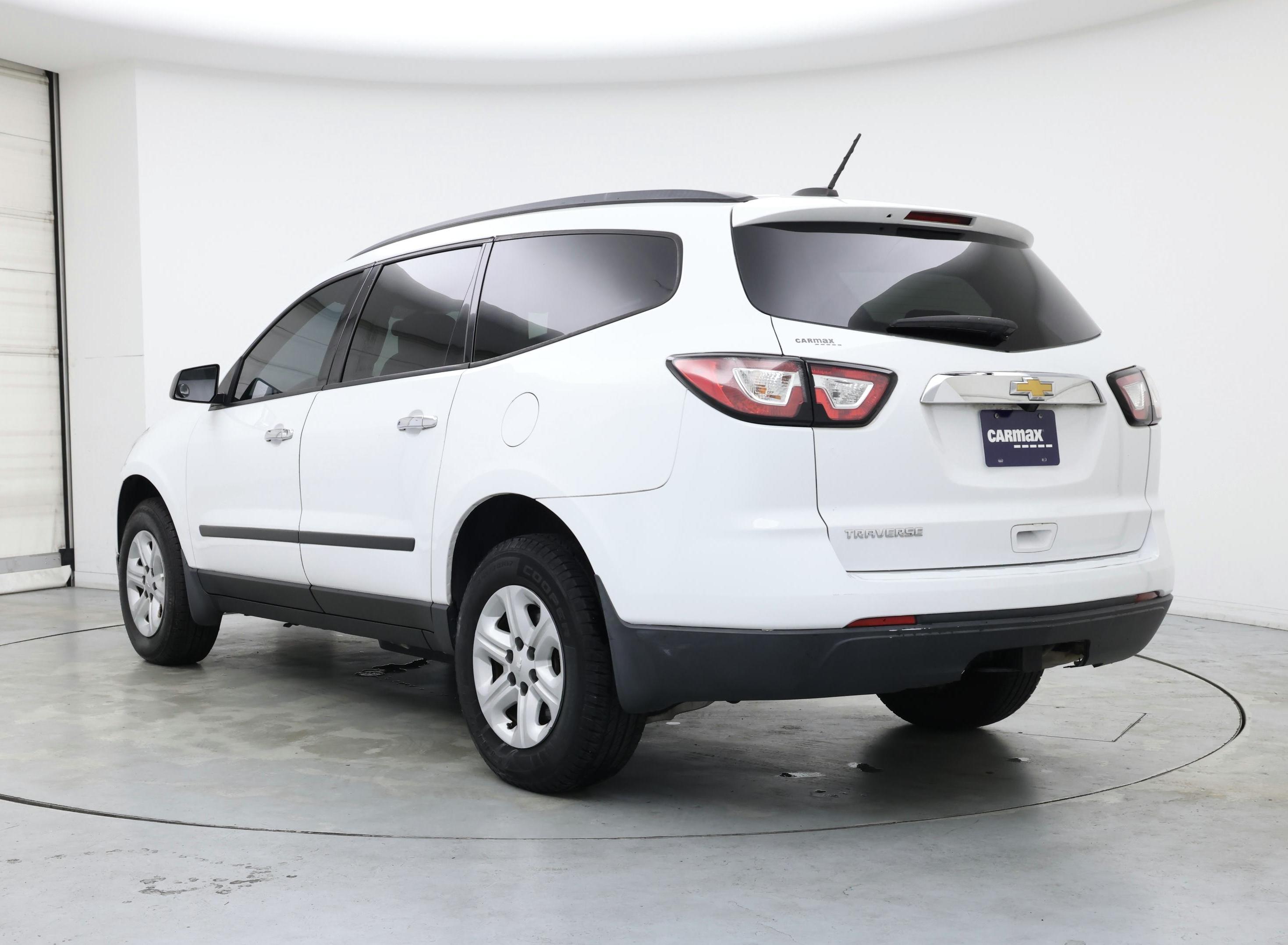 Thumbnail: 2017 Chevrolet Traverse - 2