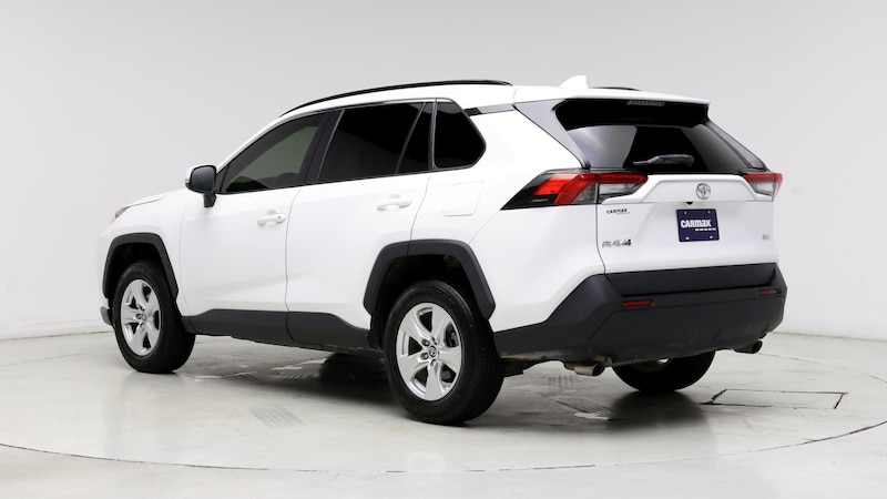 2021 Toyota RAV4 XLE 2