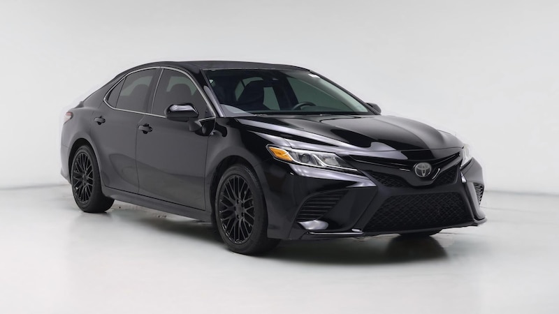 2019 Toyota Camry SE Hero Image