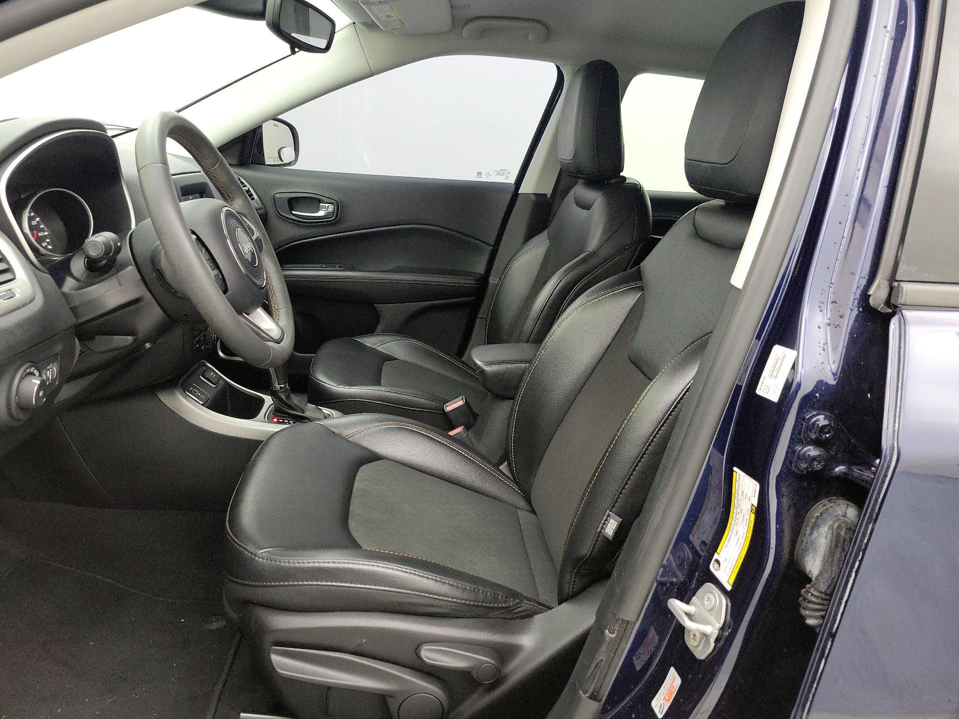 Thumbnail: 2021 Jeep Compass - 11