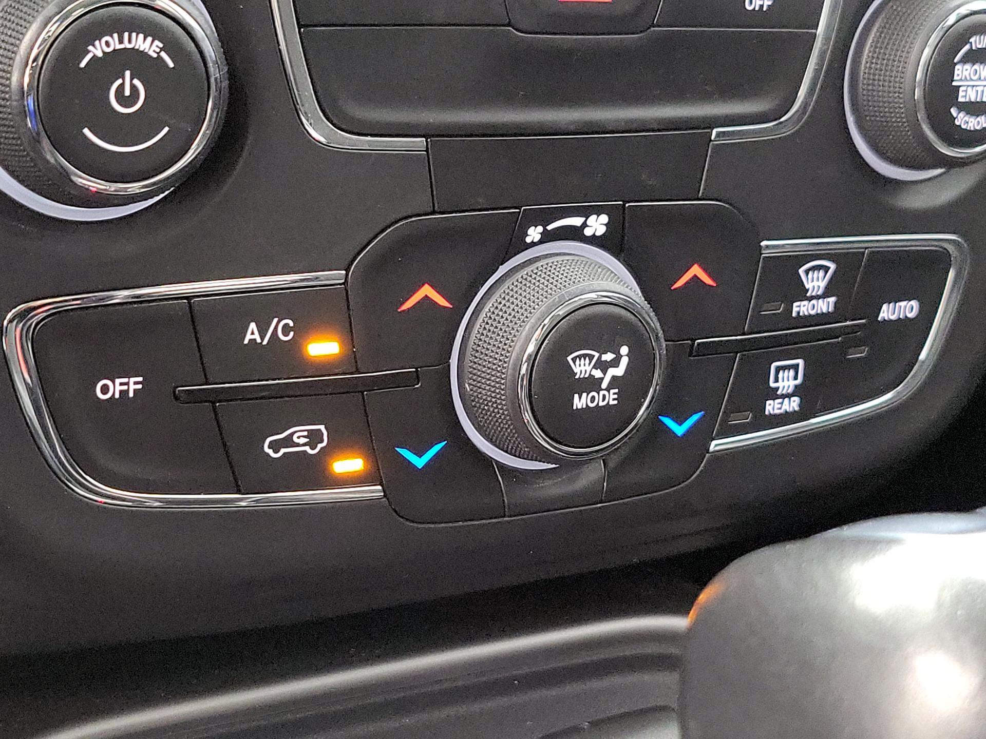 Thumbnail: 2021 Jeep Compass - 16