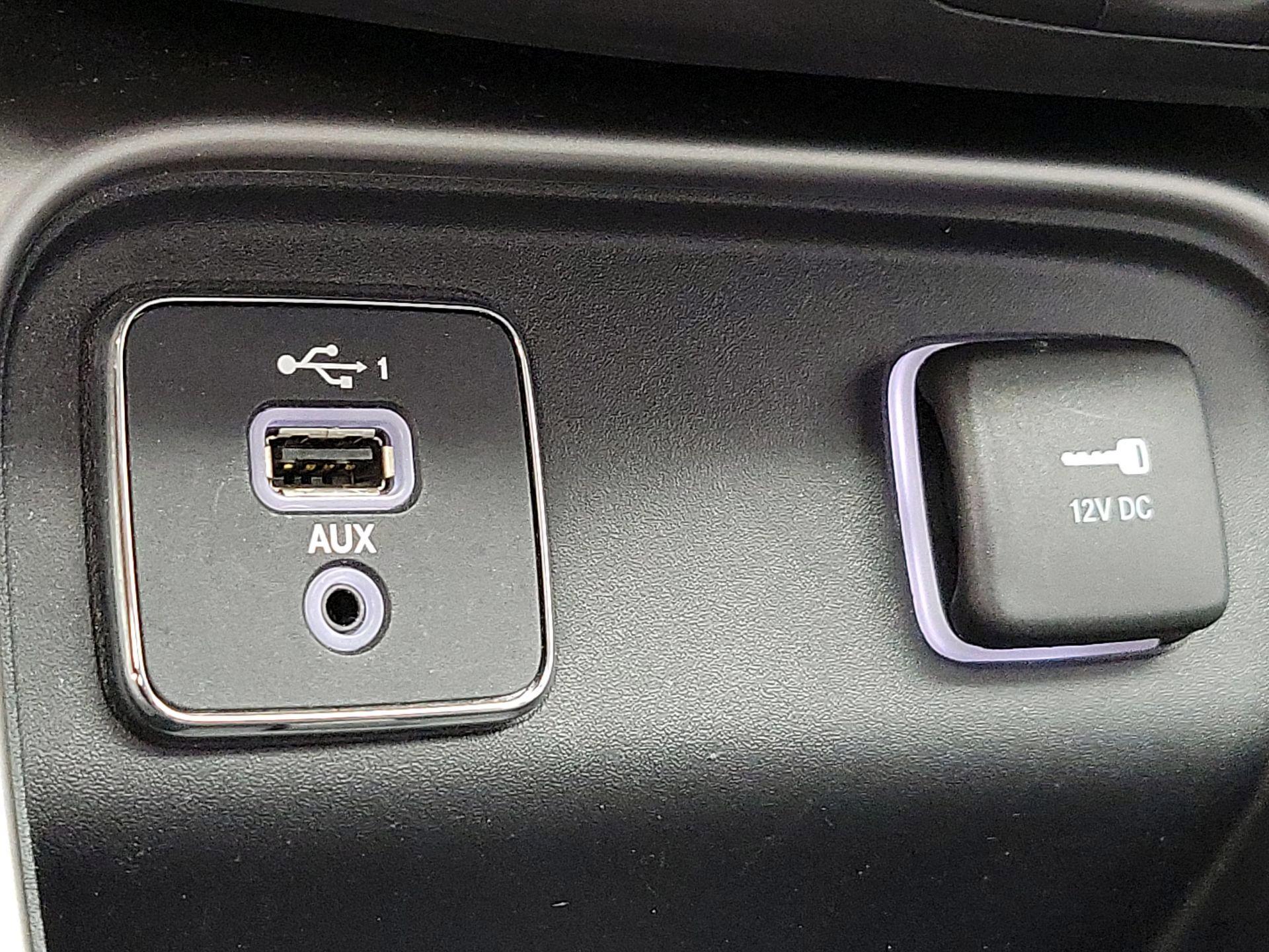 Thumbnail: 2021 Jeep Compass - 18