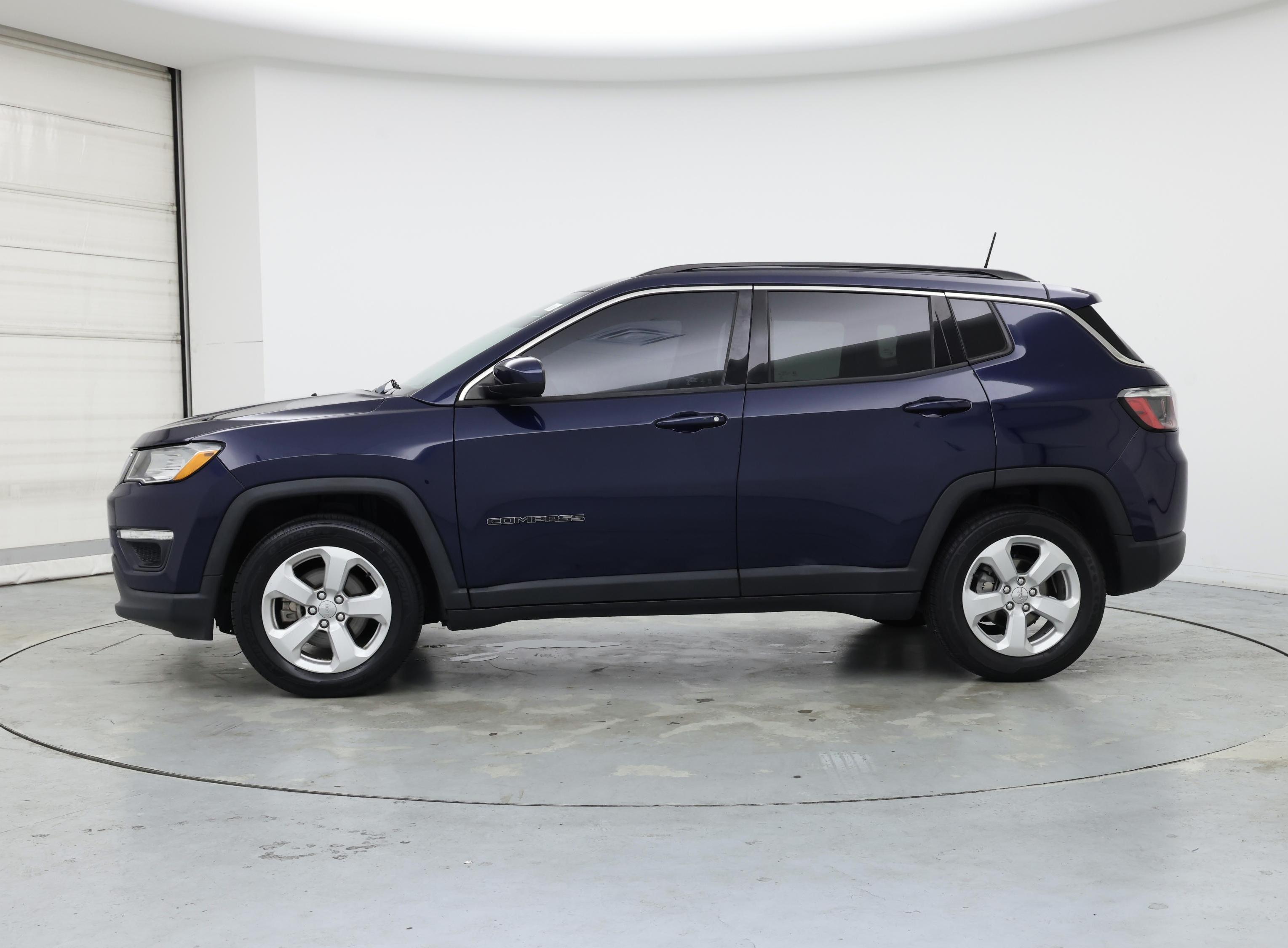 Thumbnail: 2021 Jeep Compass - 3