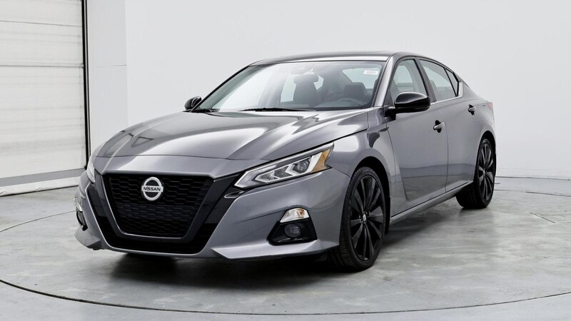 2022 Nissan Altima SR 4