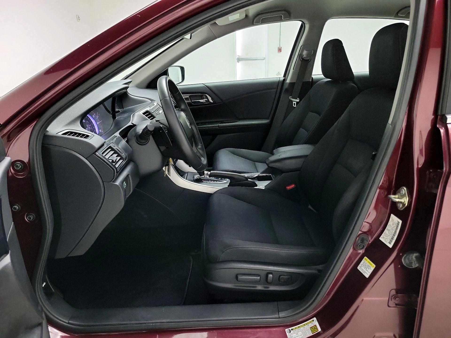 Thumbnail: 2015 Honda Accord - 11