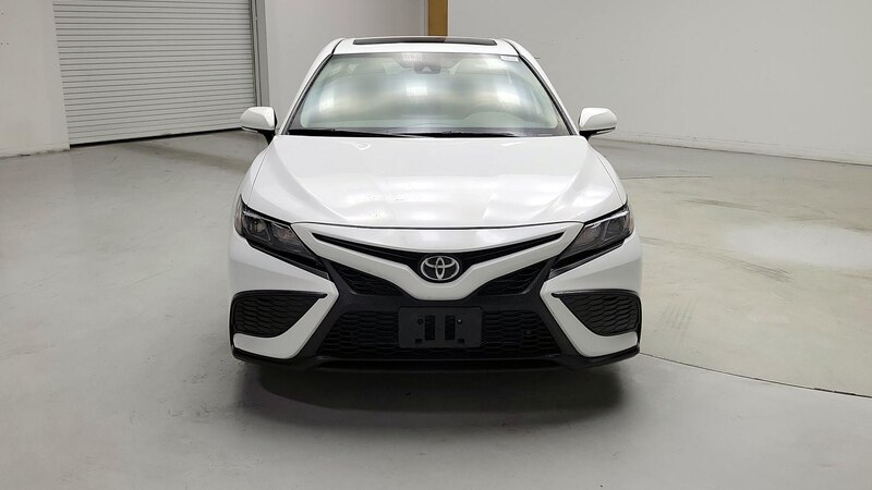 2024 Toyota Camry SE 2