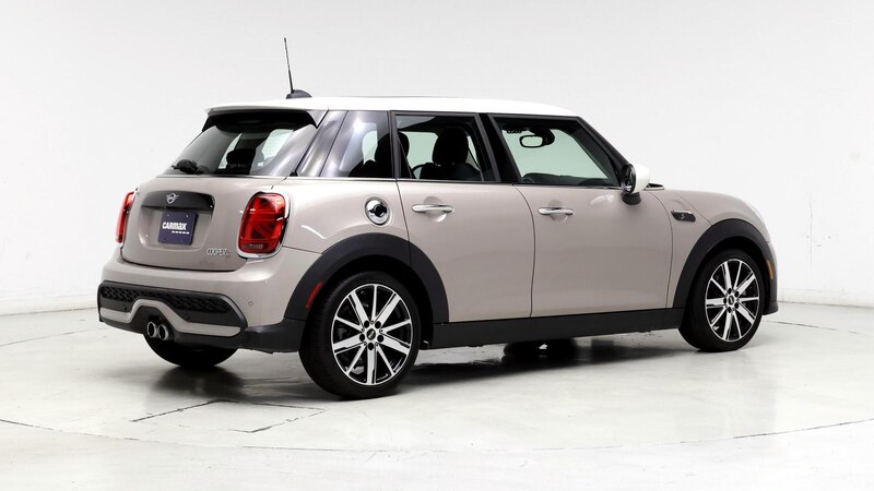 2024 MINI Cooper Hardtop S 8