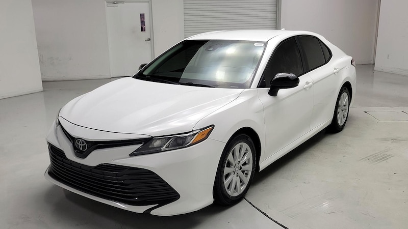 2019 Toyota Camry LE 3