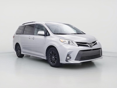 2019 Toyota Sienna XLE -
                Clermont, FL