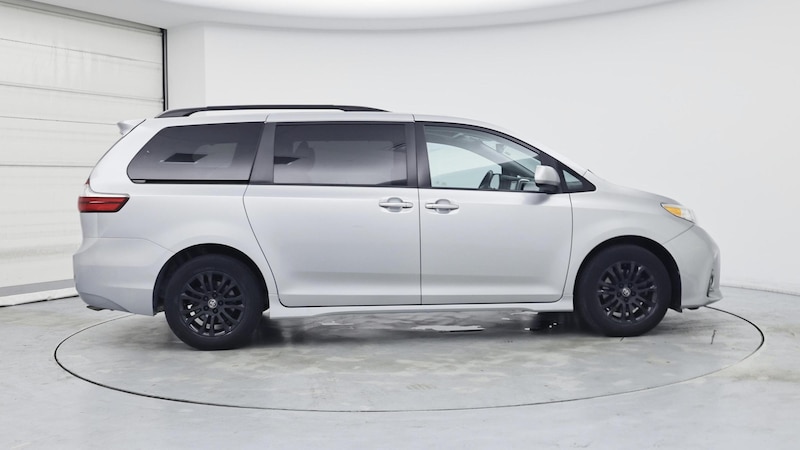 2019 Toyota Sienna XLE 7